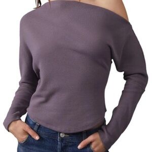 WE THE FREE off the shoulder top size small​